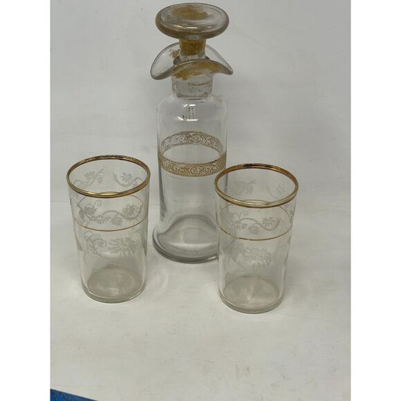 Antique 1800s Hawkes Etched Decanter & Two Glasses Dresser/Apothecary/Bottle 7” - Picture 13 of 16